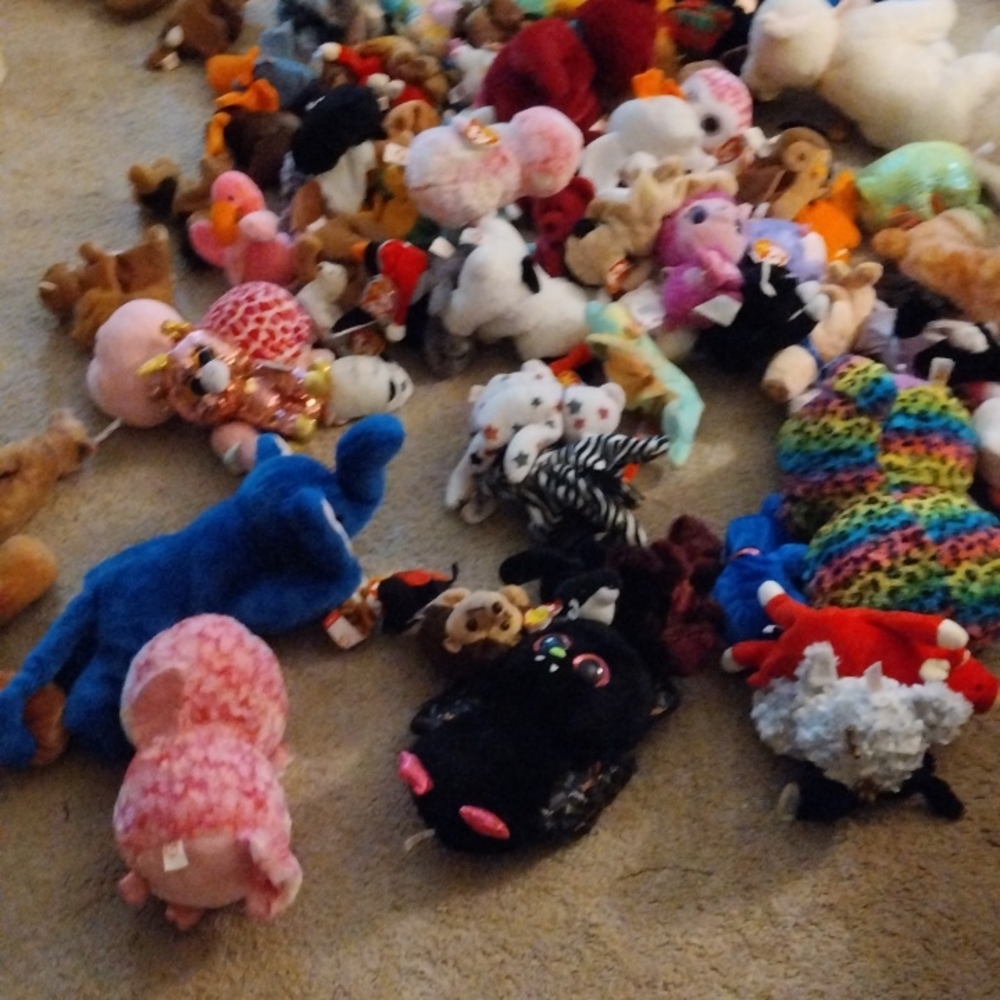Decluttering - Picture 3 of 4
